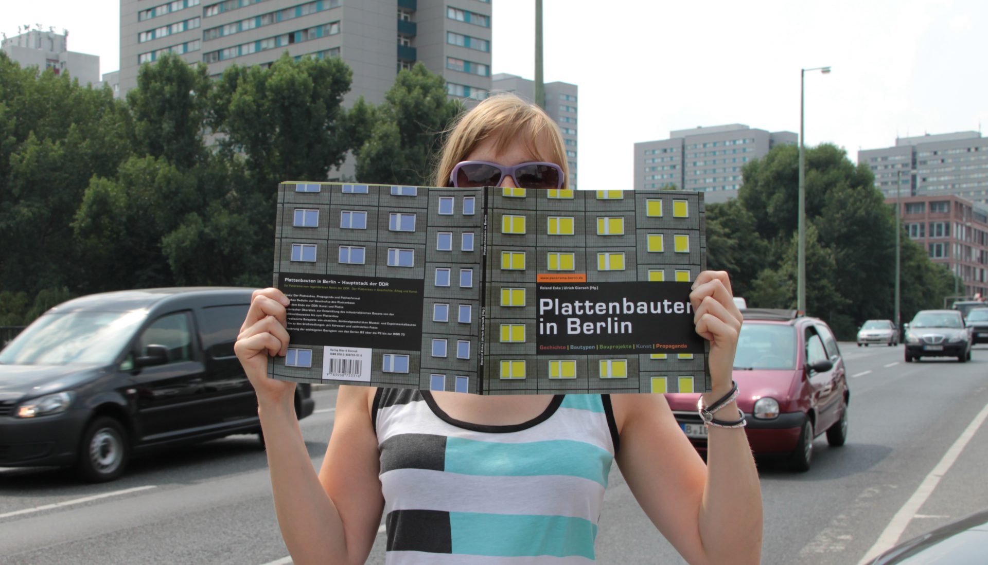 editorialdesign-panorama-plattenbau-copyright-typoly